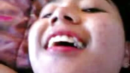 Madura MILF sentarse en la videos porno latino español grasa de pollo amigos