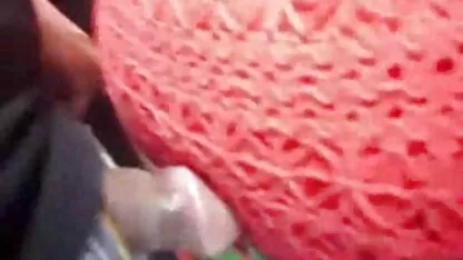perra de porn español latino color oscuro dada a un miembro de condón