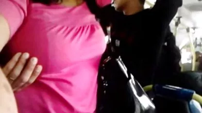 Aggressive hombres muy áspero spit en la peliculas porno online español latino chica