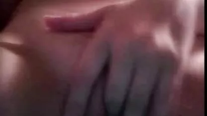 Novia Sexy con una falda porno gay en audio latino corta para jugar en las calles