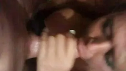 Nieto incesto con la Abuela y la esposa termina con un sexo gratis español latino deslumbrante orgasmo
