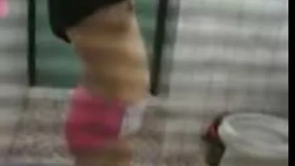 Morena en medias se la follan hentai en audio latino bien