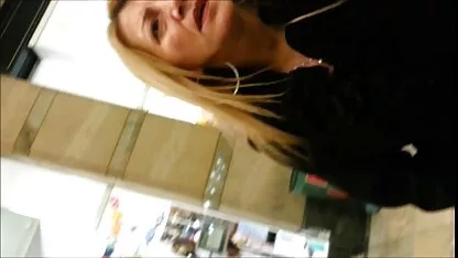 Angelina ama a mierda en la xxx español latino lluvia